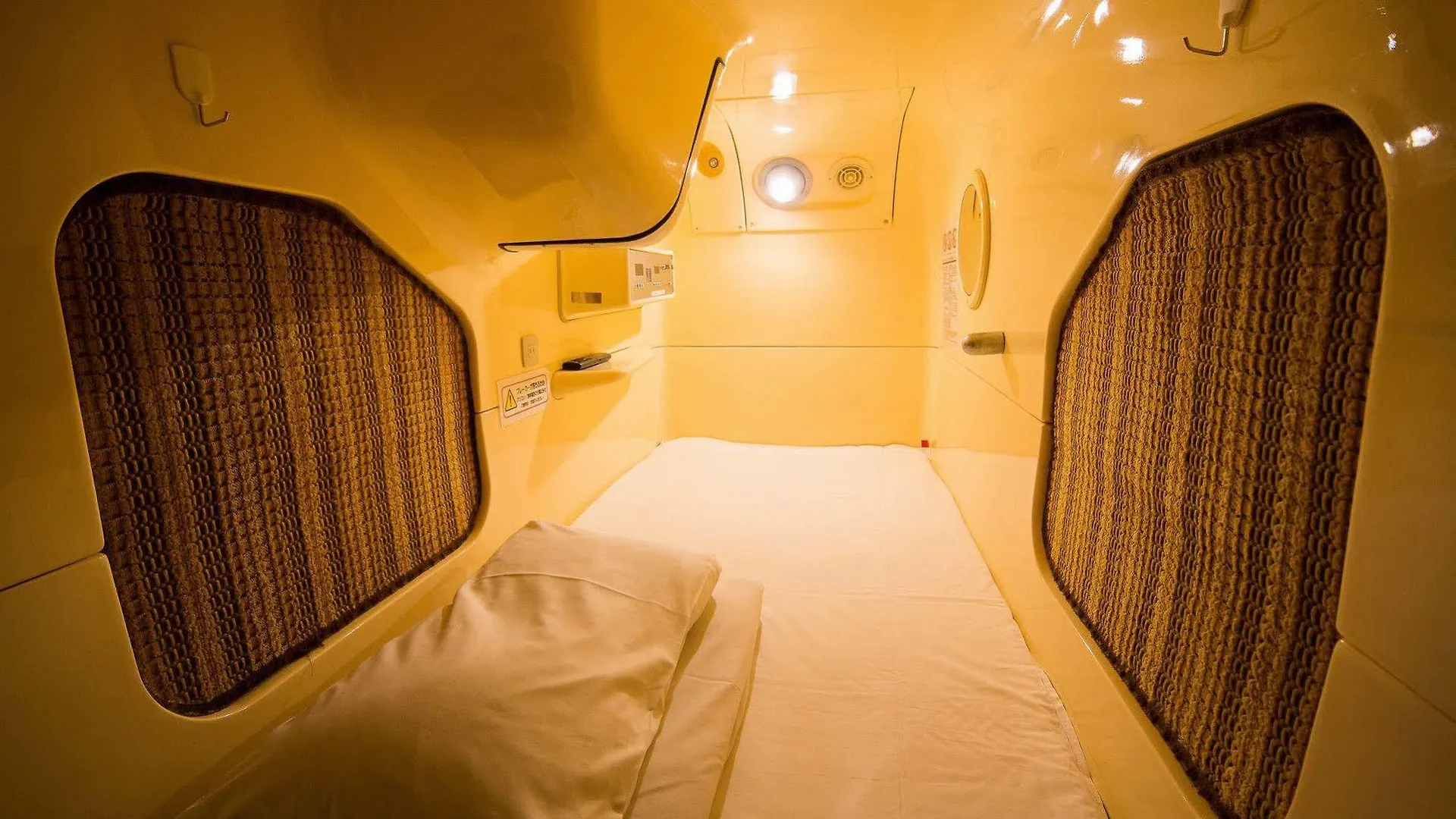 Hotell Capsule Inn Sapporo Hostel